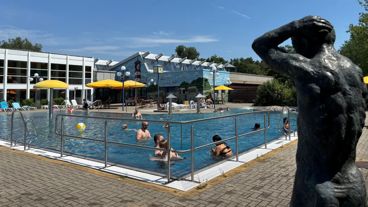 Inselbad Eisenhüttenstadt, Außenbereich