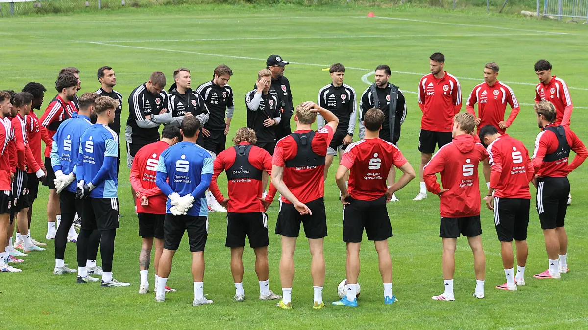 Energie Cottbus bereitet sich auf die Saison 2026/27 in der 2. Bundesliga vor. Das zurückliegende Trainingslager in Österreich brachte wichtige Erkenntnisse.