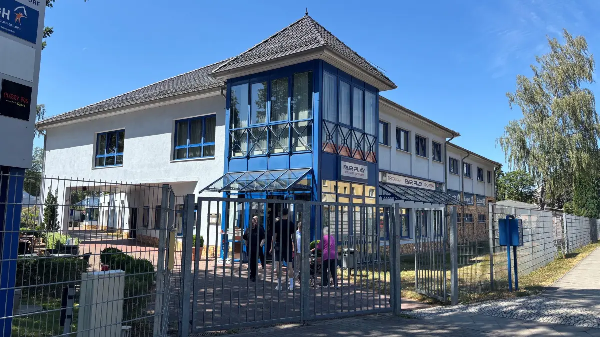Restaurant Fairplay Hennigsdorf Juli 2026 noch ist Jörn Ehrich Pächter