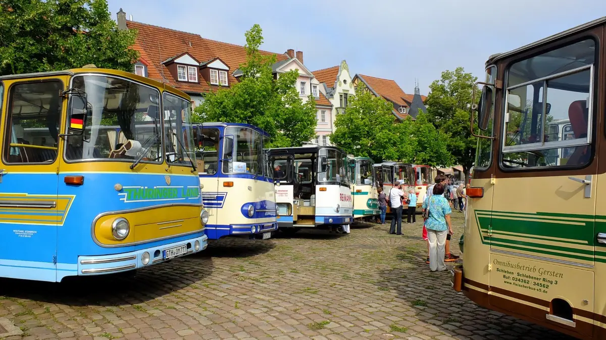 Bustreffen in Bernau, Juli 2026