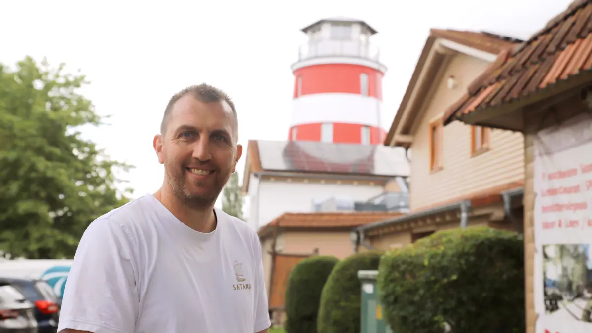 Betriebsleiter Andreas Lück und sein Team vom Satama Sauna Resort in Wendisch Rietz organisieren die Aufguss-Weltmeisterschaft 2026.
