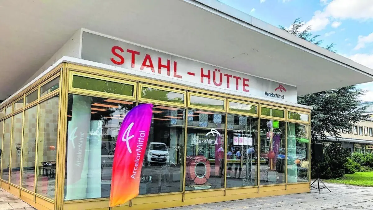 Stahl-Hütte in der Lindenallee in Eisenhüttenstadt