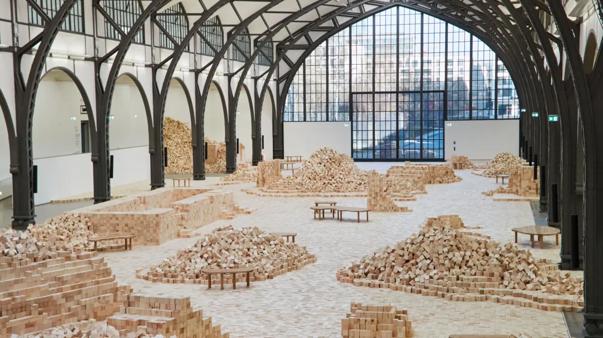 400.000 Holzwürfel aus einer Ausstellung in Berlin kommen nach Eisenhüttenstadt. Das ist geplant