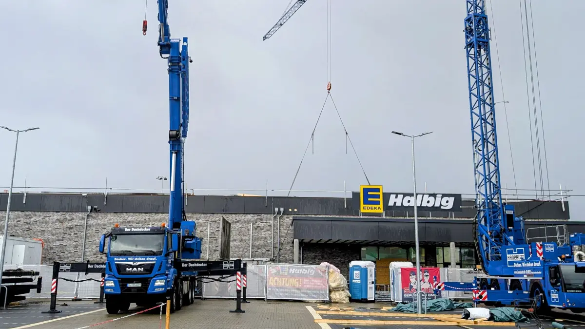 Edeka in der Carl-Schmäcke-Straße in Neuenhagen wird nach Feuer am 4.5.2026 komplett saniert. Arbeiten dauern bis 2027