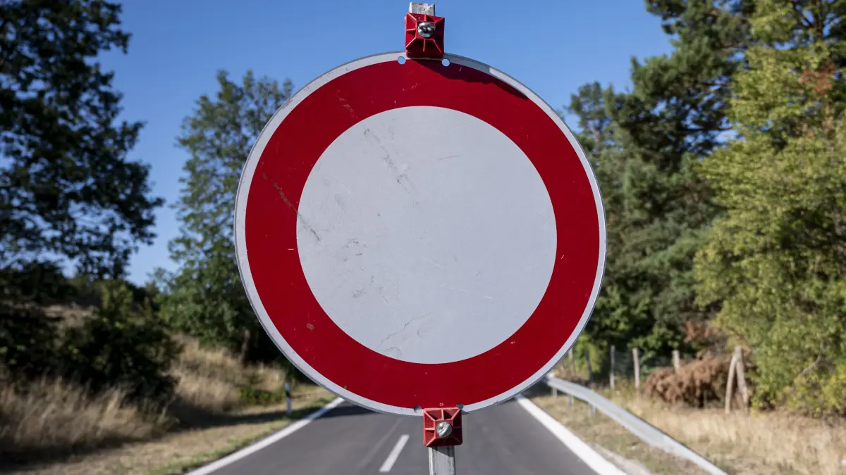 Die L38 ist für zwei Nächte zwischen Fürstenwalde und Berkenbrück gesperrt. (Symbolbild)