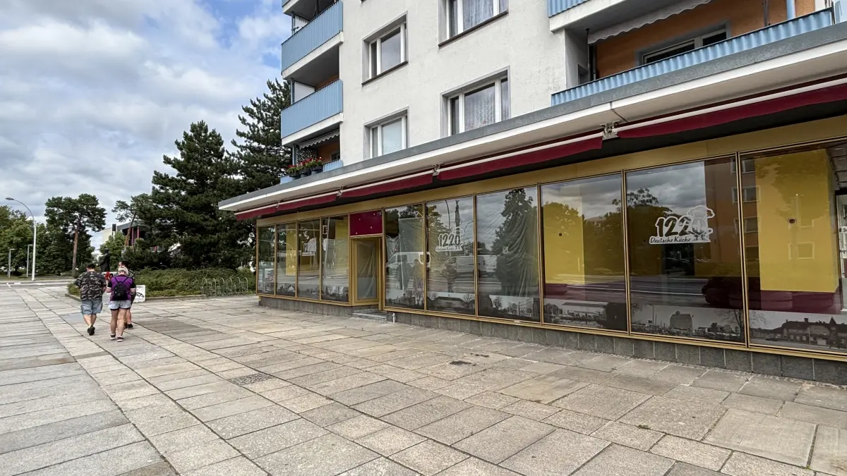 Wann eröffnet das neue Restaurant in der Lindenallee 54 in Eisenhüttenstadt?