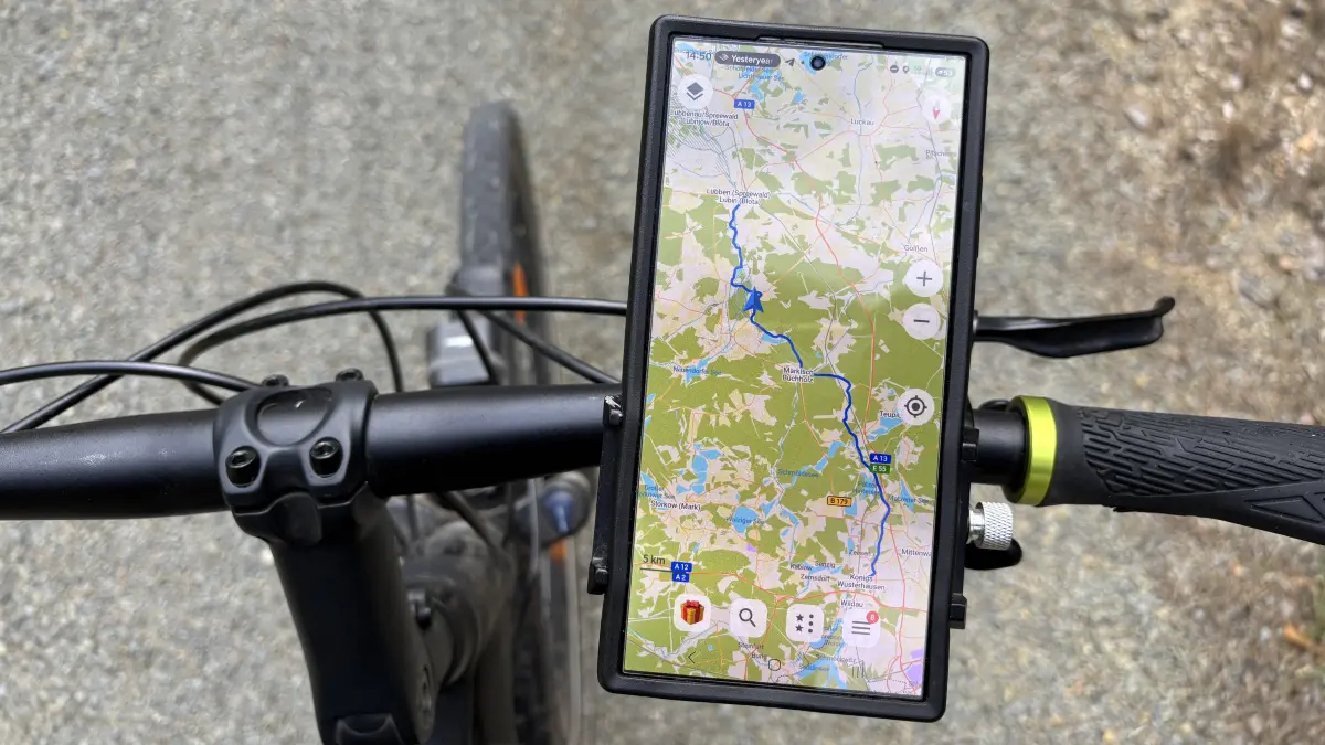 Trotz der guten Beschilderung sollte man sich die digitale Karte des Hofjagdweg aufs Handy laden.