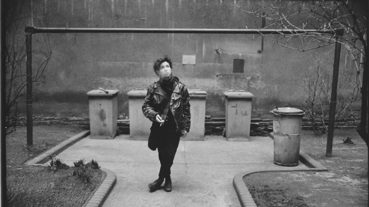 Eisenhüttenstadt. Ausstellung "Das Weite suchen" im Museum Utopie und Alltag. Hier: das Foto "Marie", aufgenommen in Berlin, Prenzlauer Berg, 1988. Foto: Merit Schambach