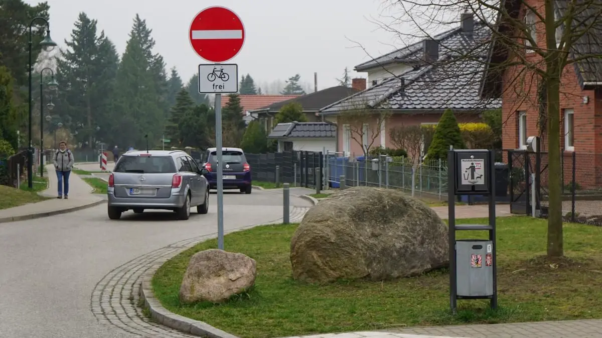 Neuses Verkehrskonzept im Blumenhag Rosenstraße. am 22.03.2019