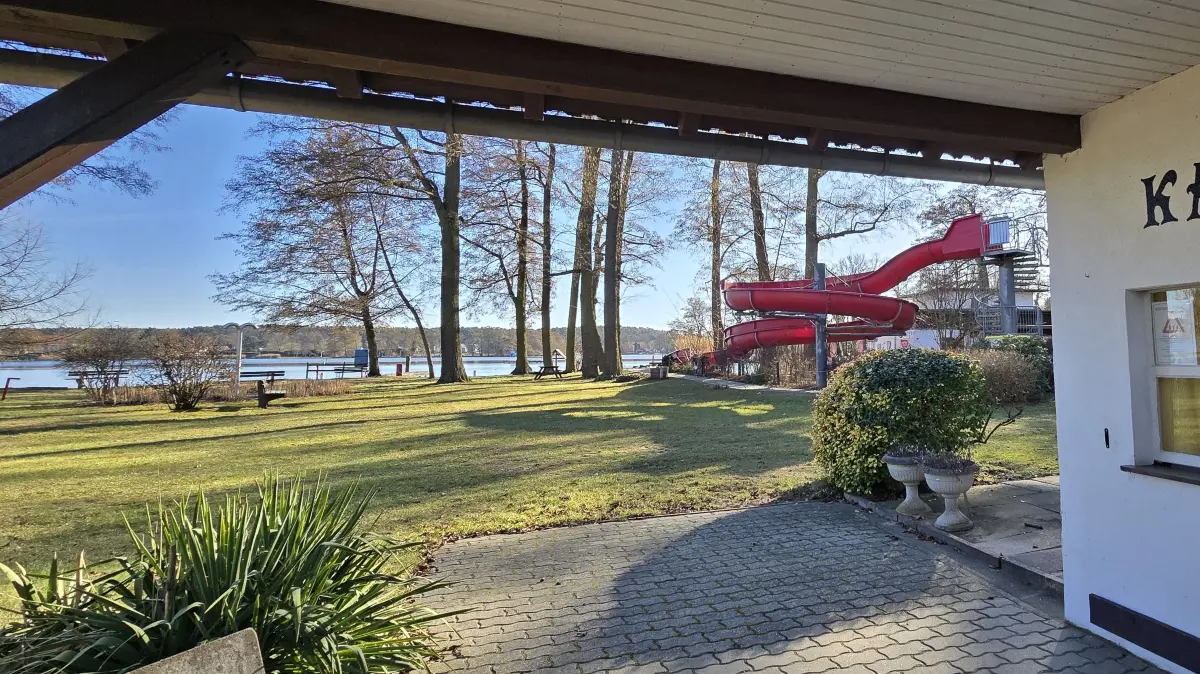 Das Strandbad Neue Mühle. Wegen Messwerten an dieser Stelle hat das Gesundheitsamt Bedenken.