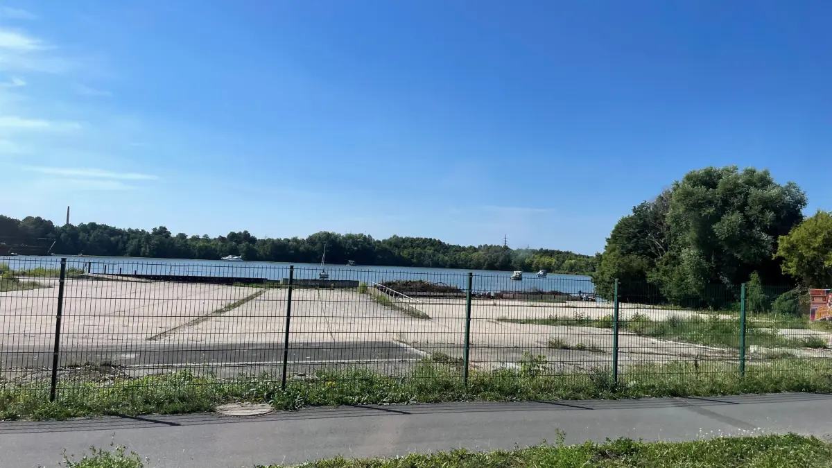 Das Wohnquartier am Möllenzugsee in Königs Wusterhausen soll das Ufer für Badegäste zugänglich machen.