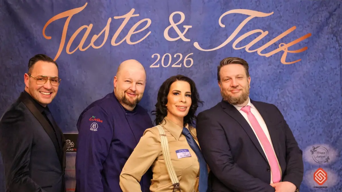 Marcus Hacker, Nico Zenker, Julia ten Napel und Jan Eilers Gala-Dinner stehen für eine neue Form von Gastgeberkultur. Auf Schloss Reichenow hat das neue Format „Taste & Talk“ Premiere