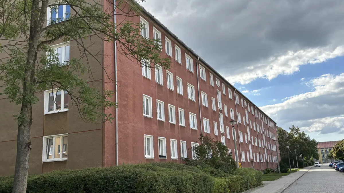 Nettokaltmieten unter 3 Euro? In Eisenhüttenstadt gibt es solch preiswertes Wohnen noch. Warum das ein Auslaufmodell ist.
