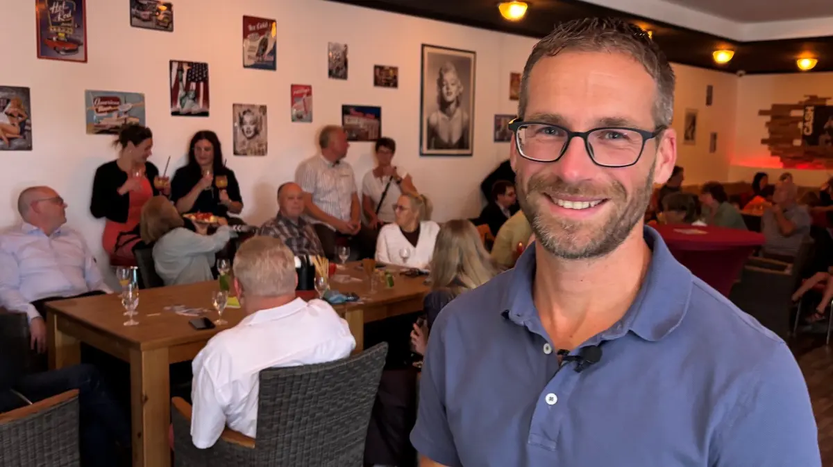 Bewirbt sich um das Amt des Bürgermeisters in Strausberg: Einzelkandidat Robert Krause lud für seinen Wahlkampfauftakt ins Diner der Sportwelt Strausberg ein und nannte konkrete Vorhaben, die er in diesem Amt umsetzen möchte.