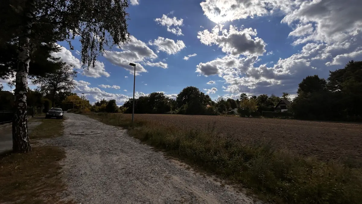 Hier darf demnächst gebaut werden. Zwischen Leipziger Straße und Wittstockstraße genehmigte die Gemeindevertretung Schöneiche den Bau von Häusern.