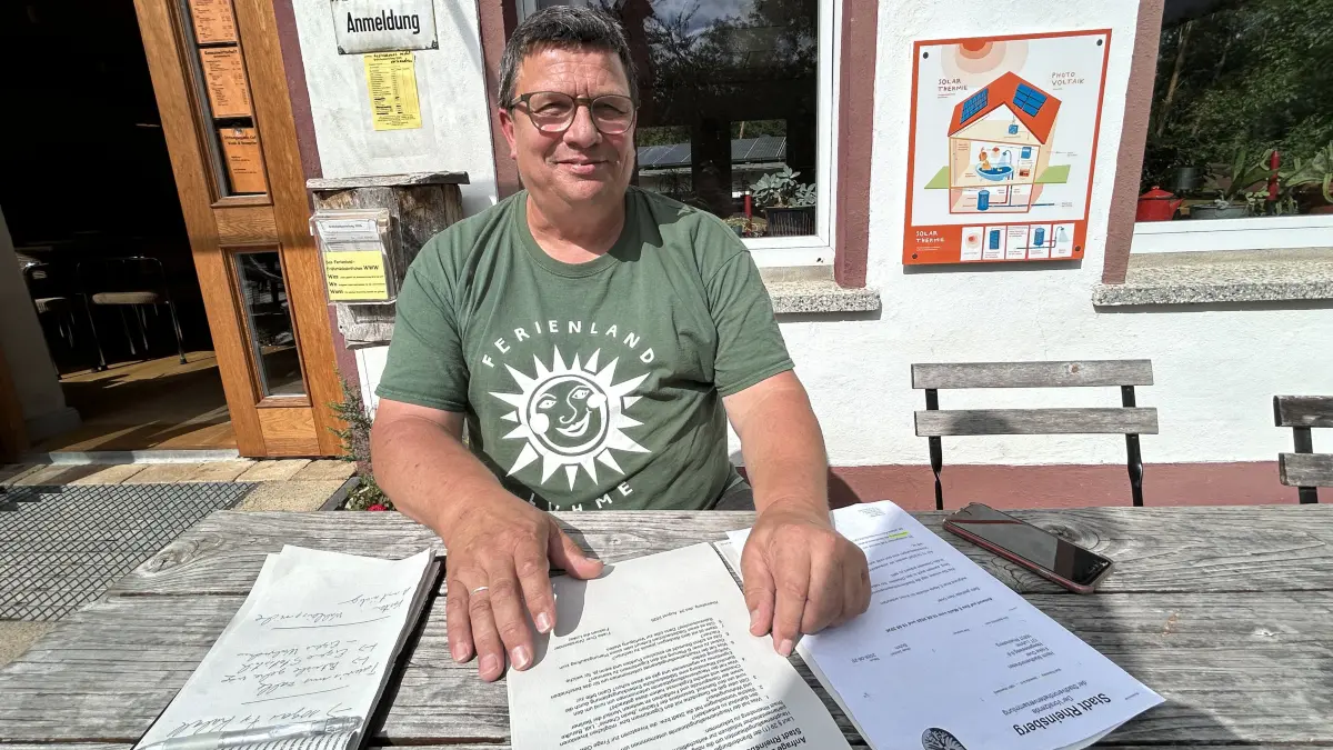 Freke Over betreibt seit 2004 das Ferienland Luhme bei Rheinsberg. Der Linken-Politiker war viele Jahre Mitglied der SVV Rheinsberg. Jetzt kehrt er zurück und will Bürgermeister Frank-Rudi Schwochow auf die Finger schauen.