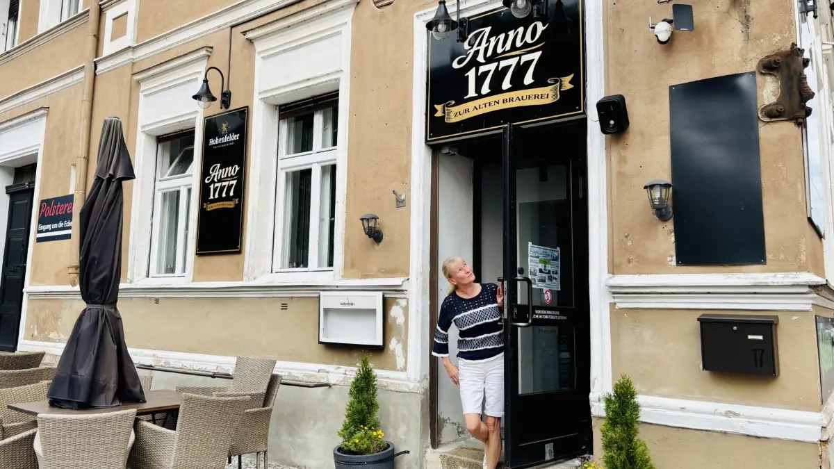 Ulrike Skrandies hat aus einer alten Traditionskneipe mit Anno 1777 ein gemütliches Wirtshaus gemacht.