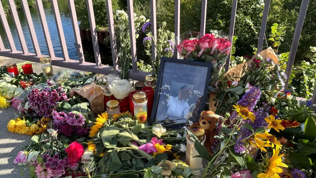 Zwei Tote um Erkner zu viel: Wer hilft im Landkreis Oder-Spree von Gewalt bedrohten Frauen? (Hier: Trauer um Ermordete auf der Baekeland-Brücke)
