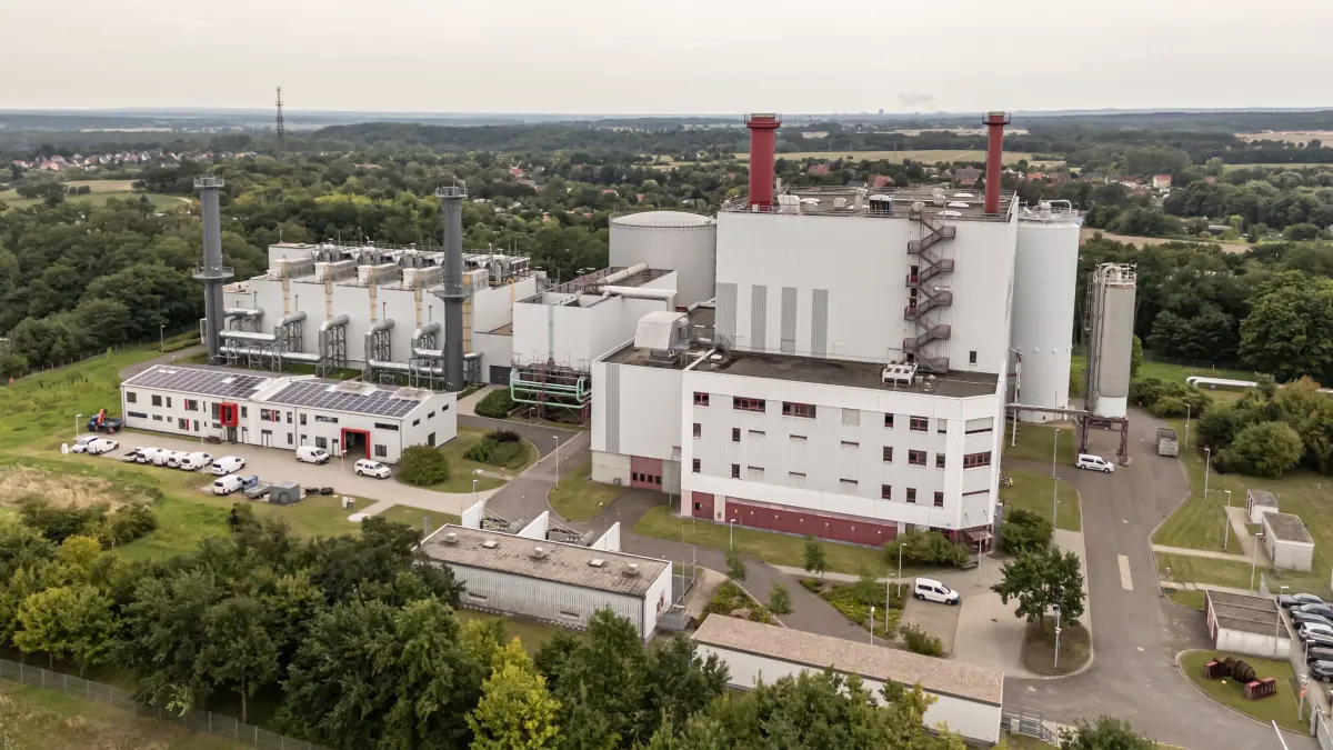 Energie und Umweltschutz sind auch in Frankfurt (Oder) wichtig. Drohnenfotos Keine Einschränkungen der Gebiete.