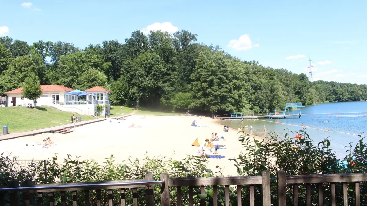 Am Strandbad Bötzsee in Eggersdorf hat es wegen der Blaualgen-Gefahr nochmals Kontrollen gegeben. So ist das Ergebnis.