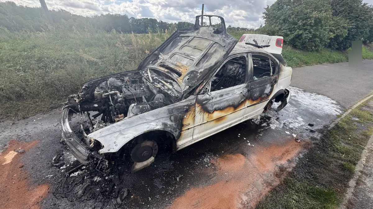 Am SMC in Frankfurt (Oder) brannte ein Auto. Schuld hatte ein Gaskocher.