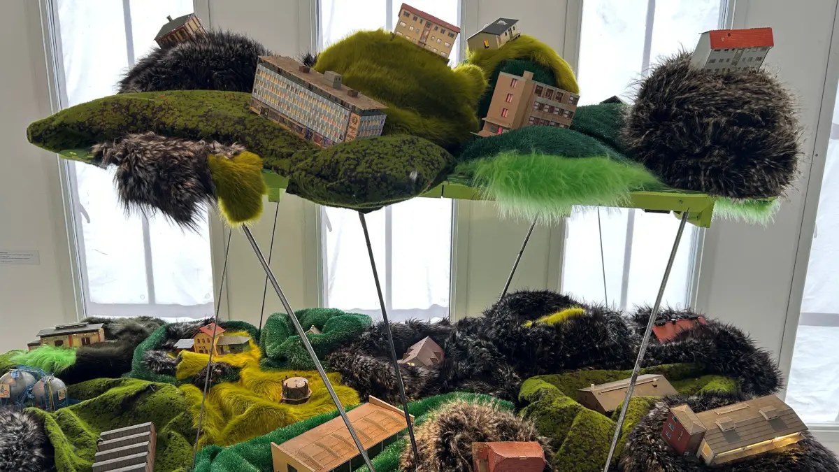 Land in Bewegung: Maren Stracks Installation "Thüringen"
