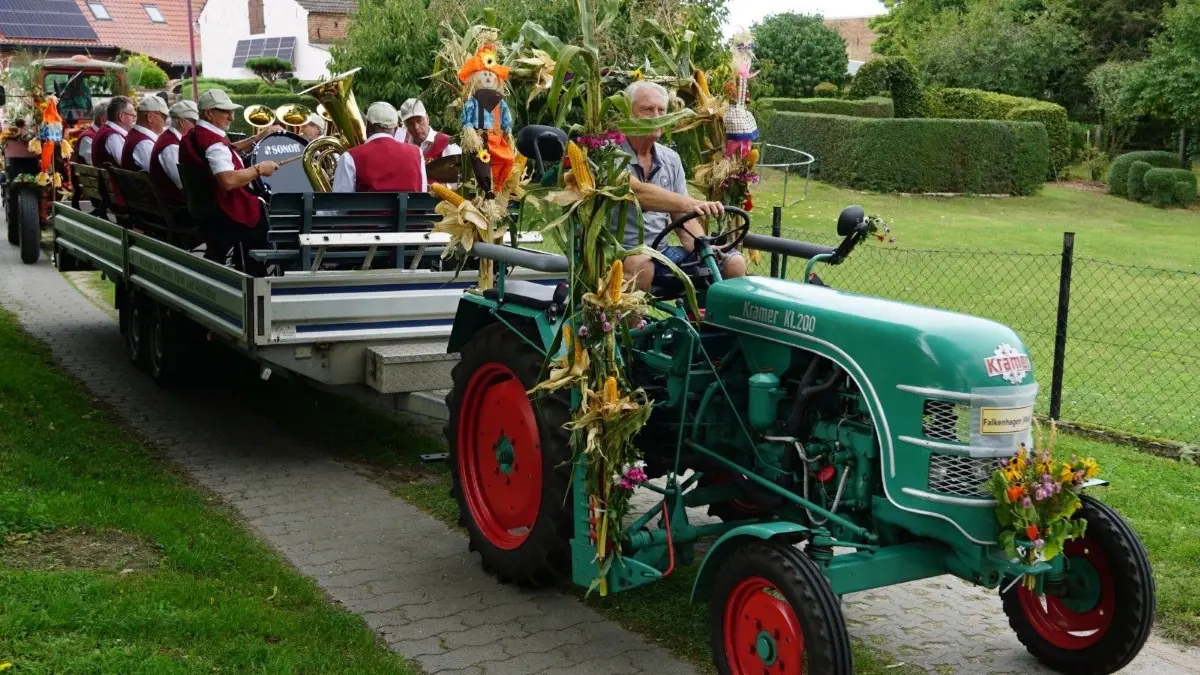 Am Sonnabend, 12. September, wird in Falkenhagen/Mark wieder das Erntefest gefeiert – mit Umzug und Blasmusik.
