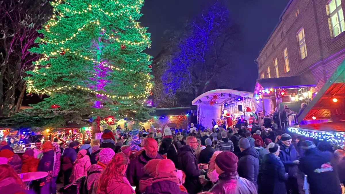 Dieses Jahr drei Tage: Weihnachtsmarktan der Arche.