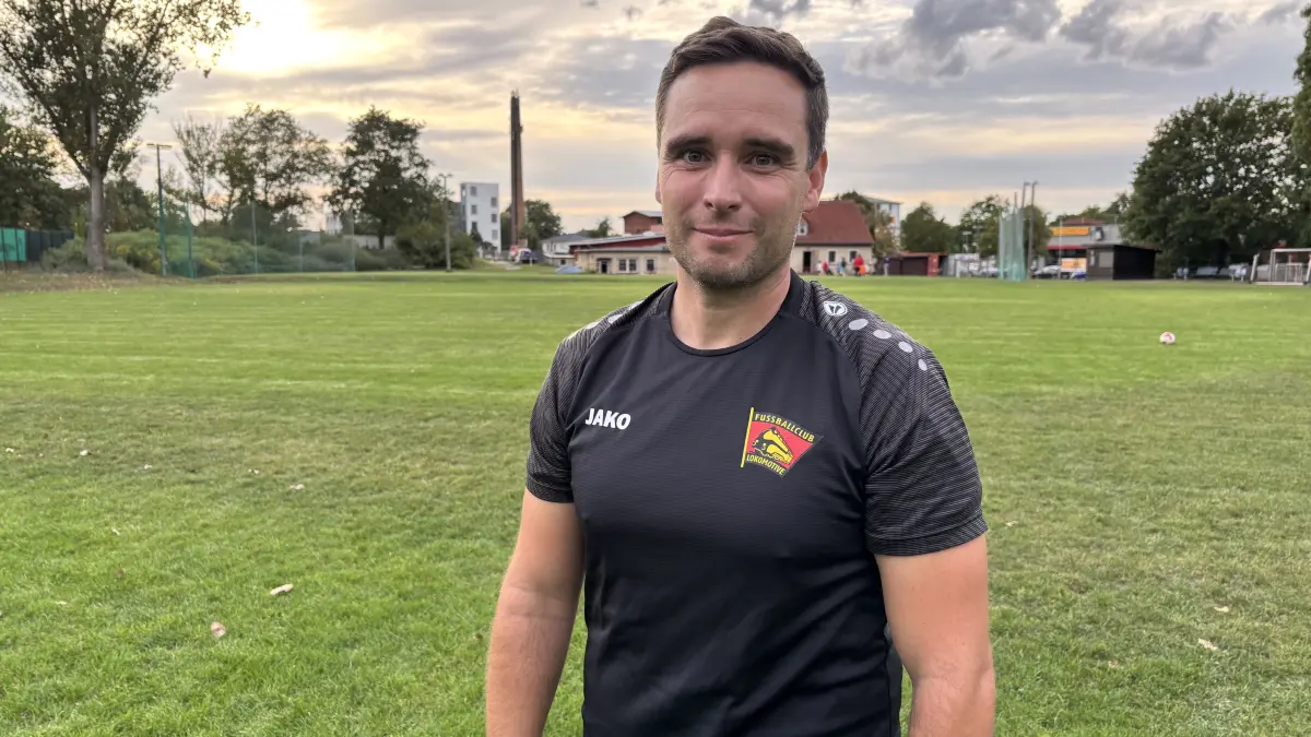 Denny Knäbke ist Jugendtrainer und Nachwuchsleiter beim FC Lokomotive Frankfurt (Oder). Was ihn immer wieder motiviert.