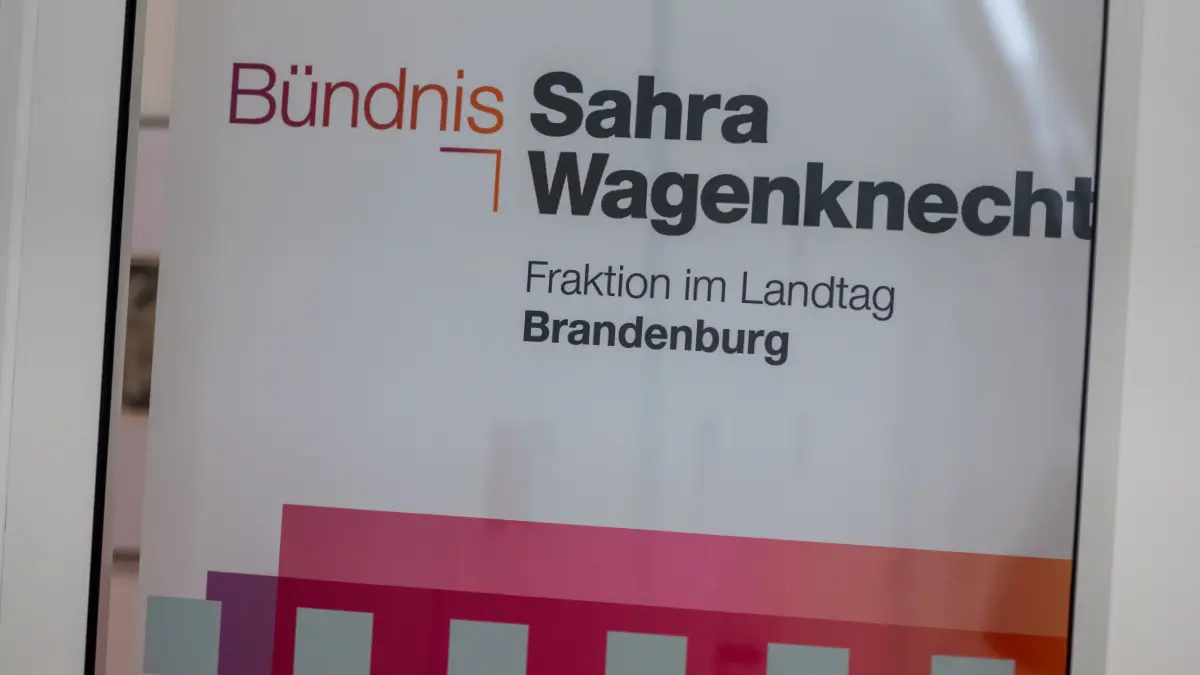 Die Reihen Lichten sich. Die Fraktion des „Bündnis Sahra Wagenknecht" im Landtag Brandenburg verliert einen weiteren Abgeordneten.