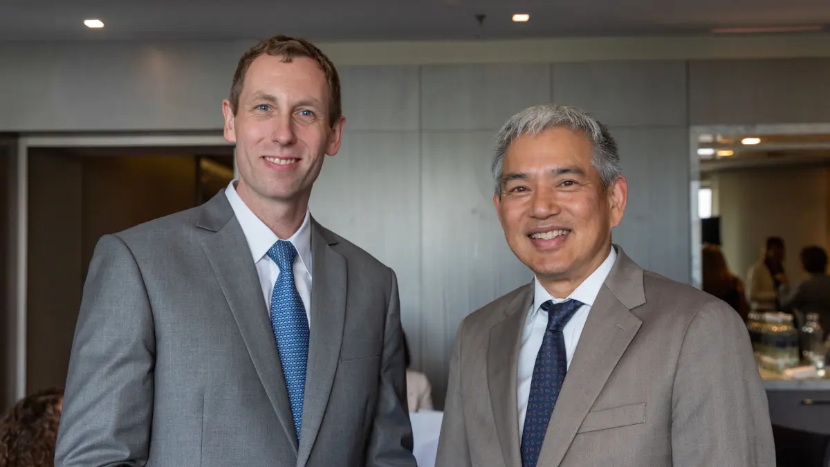 Seltener Beruf: Martin Hoeck arbeitet in der thailändischen Botschaft unter Chittipat Tongprasroeth, dem Botschafter des Königreichs Thailand in der Bundesrepublik Deutschland.