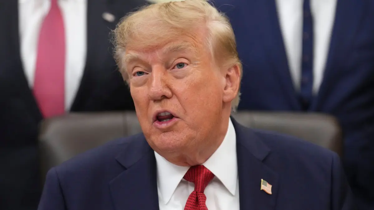 US-Präsident Donald Trump: US-Präsident Donald Trump hält im Oval Office des Weißen Hauses eine Rede im Rahmen einer Veranstaltung zum Thema Gesundheitswesen. (zu dpa: «Trump setzt stärker auf KI trotz Warnungen vor Gefahren»)