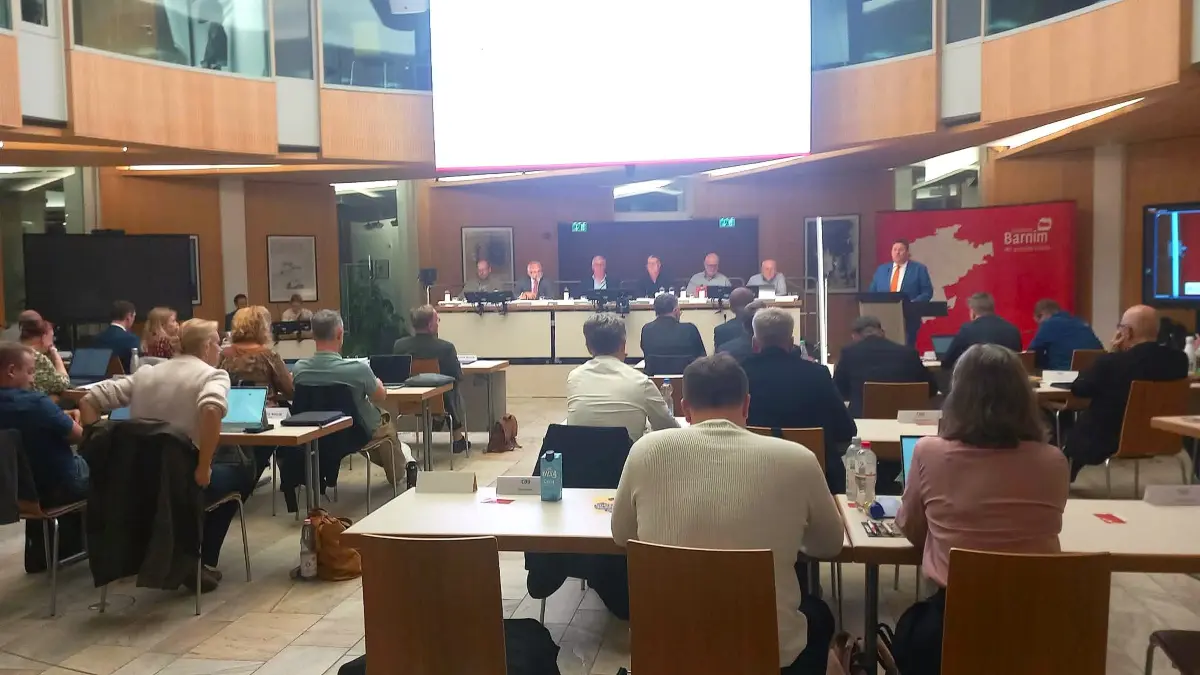 Heftige Anschuldigungen: Péter Vida bezeichnet die Möglichkeit, einen zweiten Beigeordneten zu bestellen, als parteipolitischen Filz.