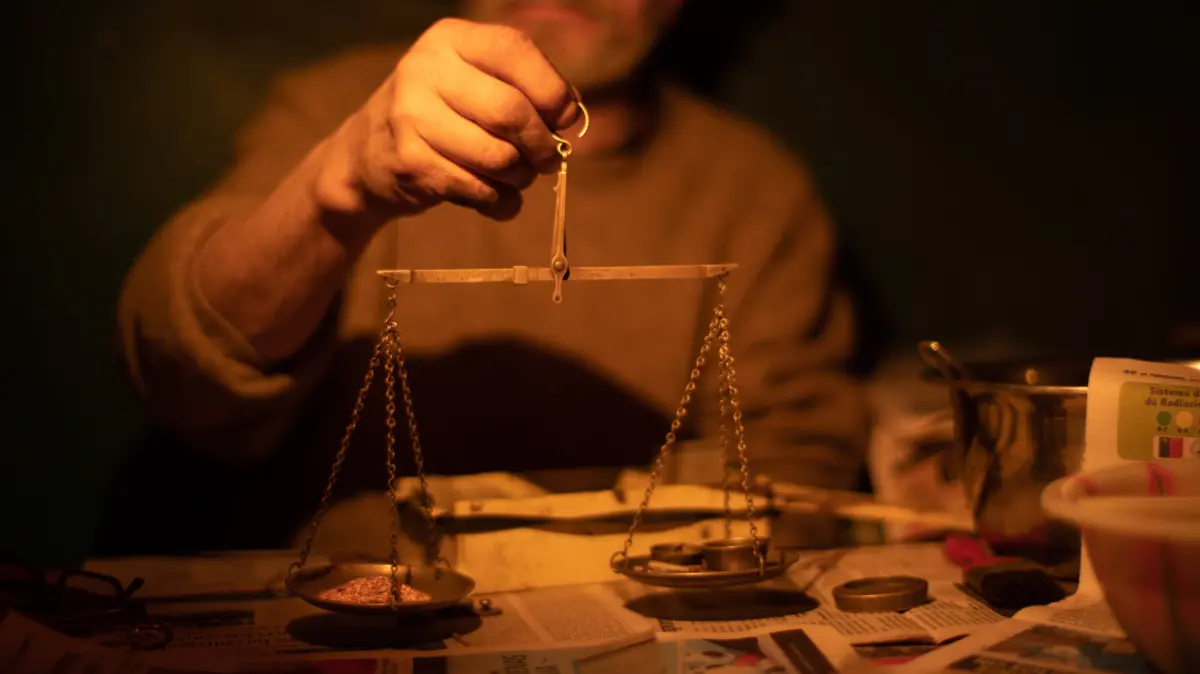 Zwei Generationen Goldgräber, eine Hoffnung: mit der chilenischen Dokumentation "Die fabelhafte Maschine, die Gold erntet“ eröffnet die Provinziale 2026.