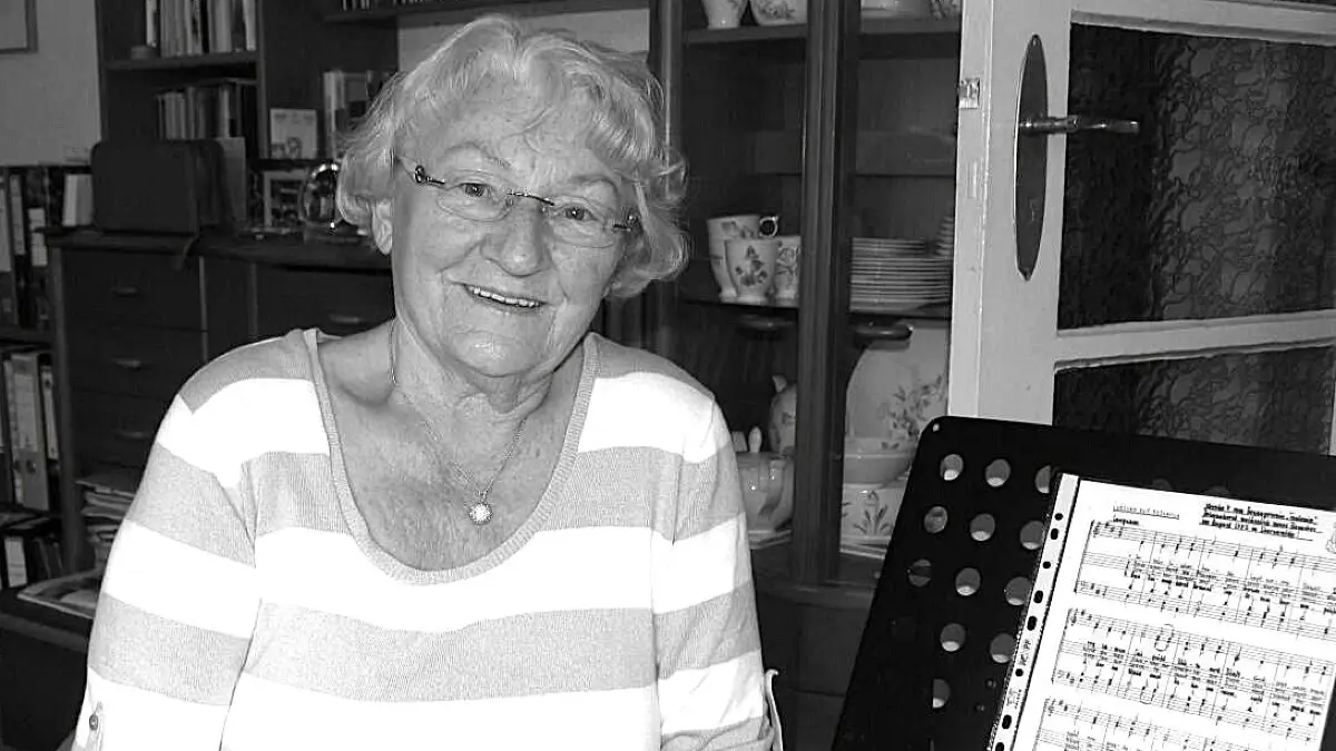 Ein Leben für die Musik: Christiane Grunert. Chorleiterin, Lehrerin und Stadtverordnete in Eberswalde, ist am 17. September im Alter von 93 Jahren gestorben. Das Foto stammt aus dem Jahr 2012.