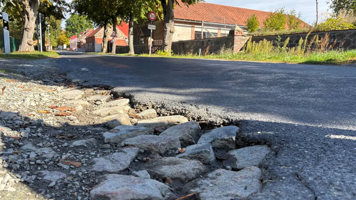 Ortsdurchfahrt in Treppeln