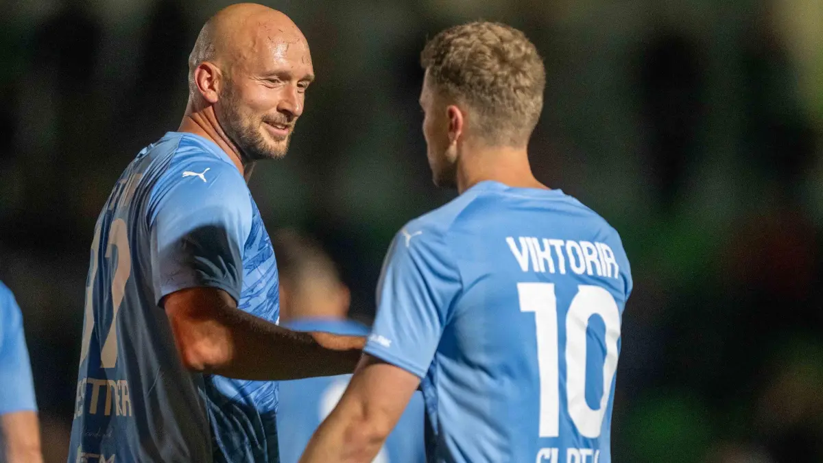 Brandenburgliga 2026/27: Union Fürstenwalde - Viktoria Potsdam: Fußball, Herren, Saison 2026/2027, Brandenburgliga (5. Spieltag), FSV Union Fürstenwalde - SV Viktoria Potsdam, v. l. Toni Leistner (Viktoria Potsdam), Christian Flath (Viktoria Potsdam), Jubel nach Tor zum 1:3, 29.09.2026, Foto: Matthias Koch
