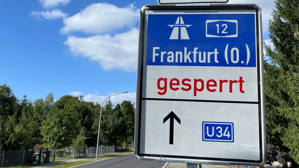 Die Autobahn zwischen Fürstenwalde und Briesen muss für Reparaturarbeiten voll gesperrt werden (Archivbild)