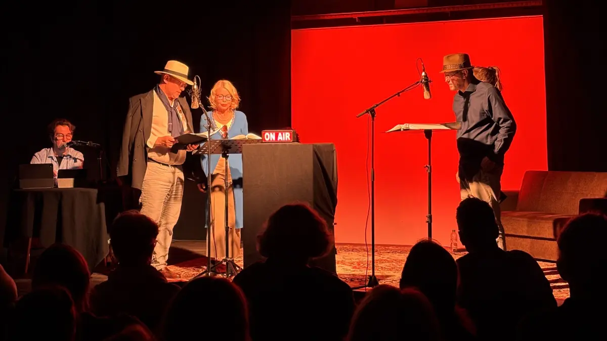 Bei der Mordslesung in der Kulturgießerei in Schöneiche schlüpft das Publikum in die Rolle des Ermittlers und versucht, den Fall zu knacken. An diesem Wochenende wird eine Leiche nach einer Séance aufgefunden. Was ist passiert?