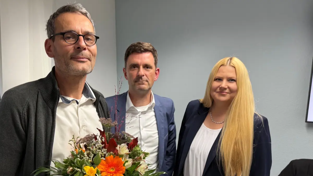 TAV Lindow-Gransee: Verbandsvorsteher Uwe Mietrasch, Nico Zehmke als Vorsitzender der Verbandsversammlung und Steffi Albert als stellvertretende Verbandsvorsitzende