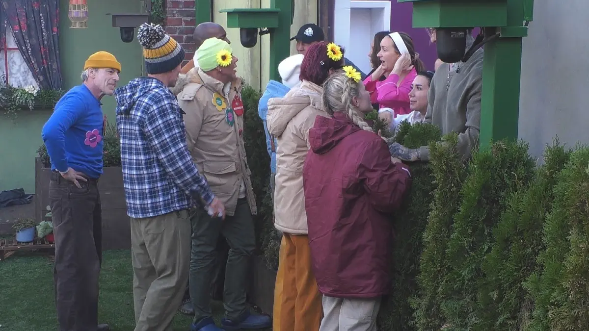 In Folge 7 von Promi Big Brother gab es im Garten viel Zoff.
