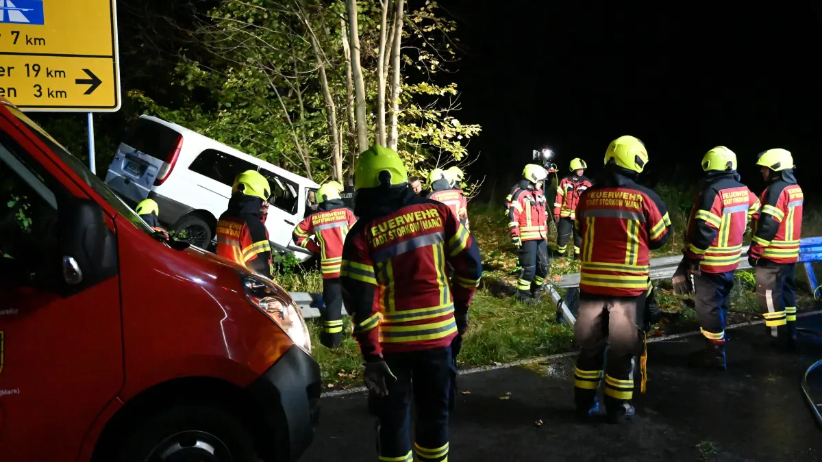 Schwerer Unfall auf der Straße L23 zwischen der Autobahnabfahrt Storkow der A12 und Spreenhagen.