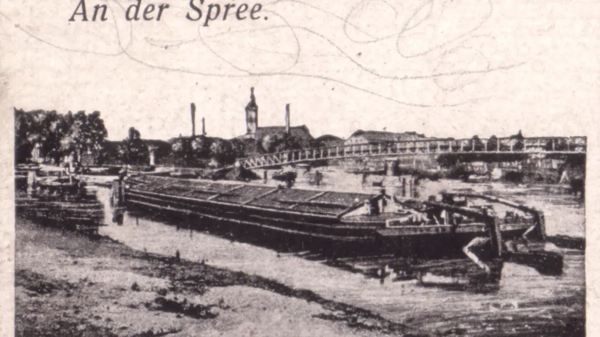 Beliebte Wanderstrecke: An der Spree entlang marschierten vor 124 Jahren Fürstenwalder Herren nach Berlin. Ein Weltreisender nahm dieselbe Route. Das Bild zeigt die Spree im Abschnitt Fürstenwalde auf einer historischen Postkarte nach 1913.