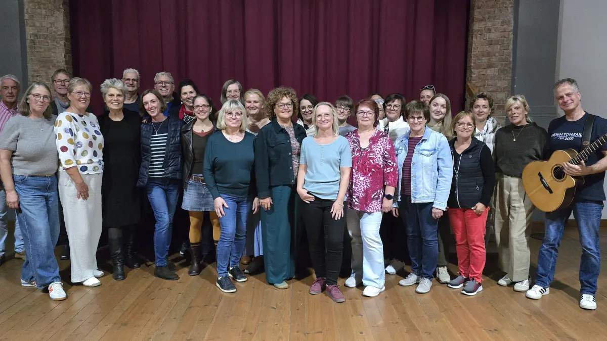 Der Popchor Joachimsthal vereint leidenschaftliche Hobbysänger aus der ganzen Region. Am 17. Oktober tritt er in der Dorfkirche Berkholz bei Schwedt auf.