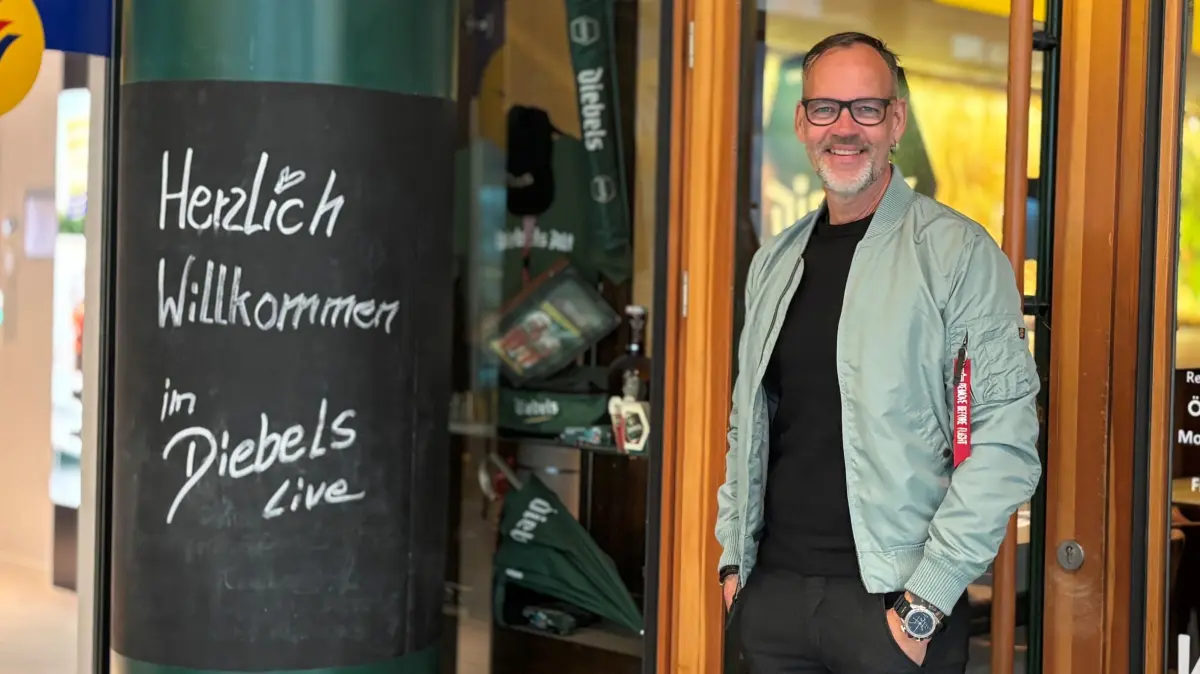 Das Diebels Live mit Inhaber Guido Tietgen ist ebenfalls wieder bei der 50. Kneipennacht in Frankfurt (Oder) dabei. Wie das Konzept funktioniert.