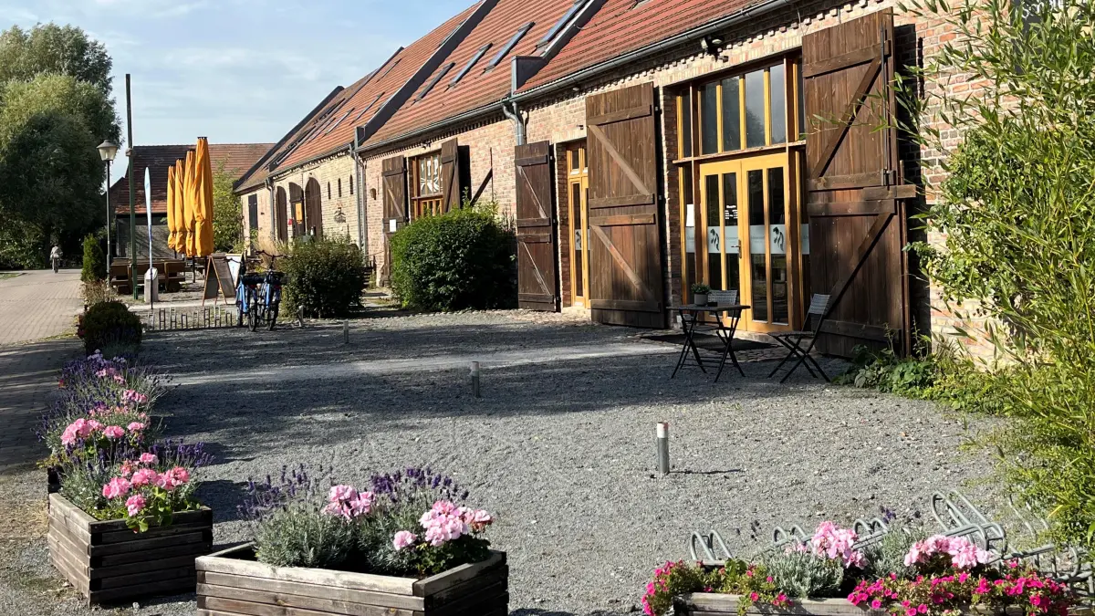 Noch ist alles ganz ruhig. Doch zum Kürbisfest besuchen Hunderte das Historische Scheunenviertel in Kremmen.