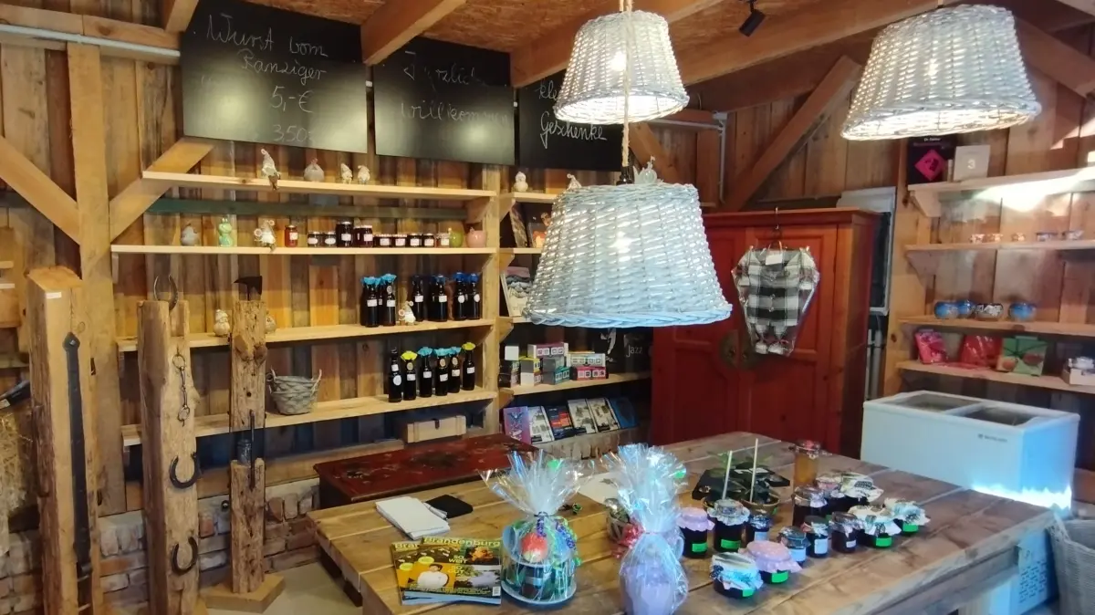 Blick in den Hofladen des Landgasthauses Alwine in Raßmannsdorf