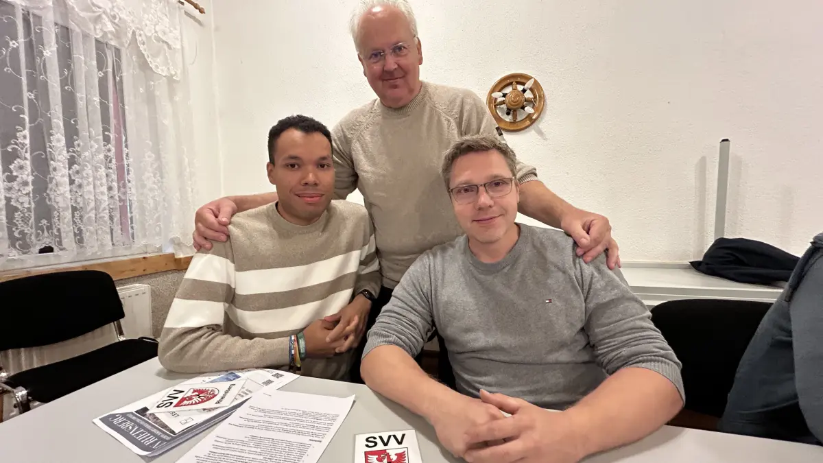 Neue Fraktion in der SVV Rheinsberg: Stefan Halbeck (v. r.) und Andreas Endler haben die CDU-Fraktion verlassen. Mit Tom-Morten Theiß (FDP) bilden sie nun die Fraktion "Pro Rheinsberg", die die Stadt vor allem in einem Bereich vorantreiben will.