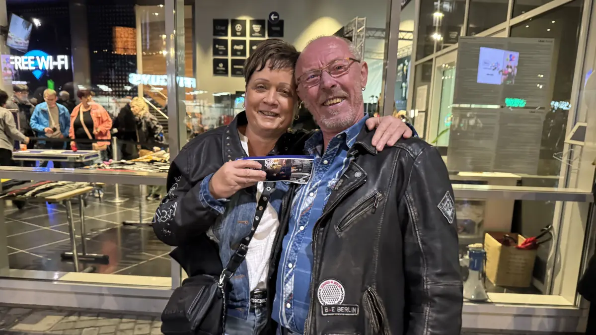 „Schöne, natürliche, rockige Art": Ilona und Mario aus Strausberg lieben die Musik von Chris Norman schon seit ihrer Jugend in der DDR.