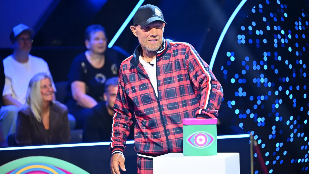 Trotz des Glücksanzugs verlor Axel Schulz das Finalspiel "Vier gewinnt". Trotzdem wählten ihn die Zuschauer zunächst unter die ersten Drei.
